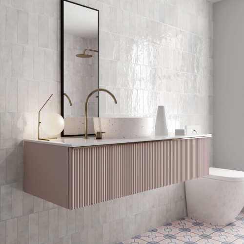 貝菈彩幻地鐵磚