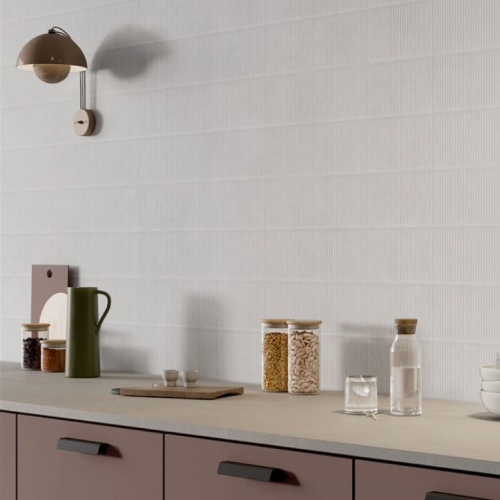 索萊達清水模線條磚-粉光白